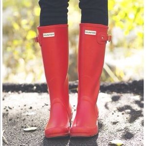 HUNTER rain boots
